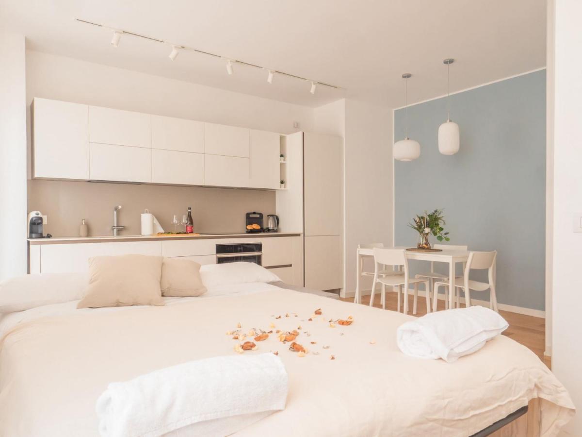 The Best Rent - Modern Apartment Near Corso Buenos Aires Милано Екстериор снимка
